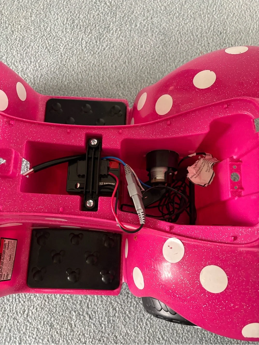 Disney Pink Polka Dot Minnie Ride-On Quad with White Accents 2-3 Years